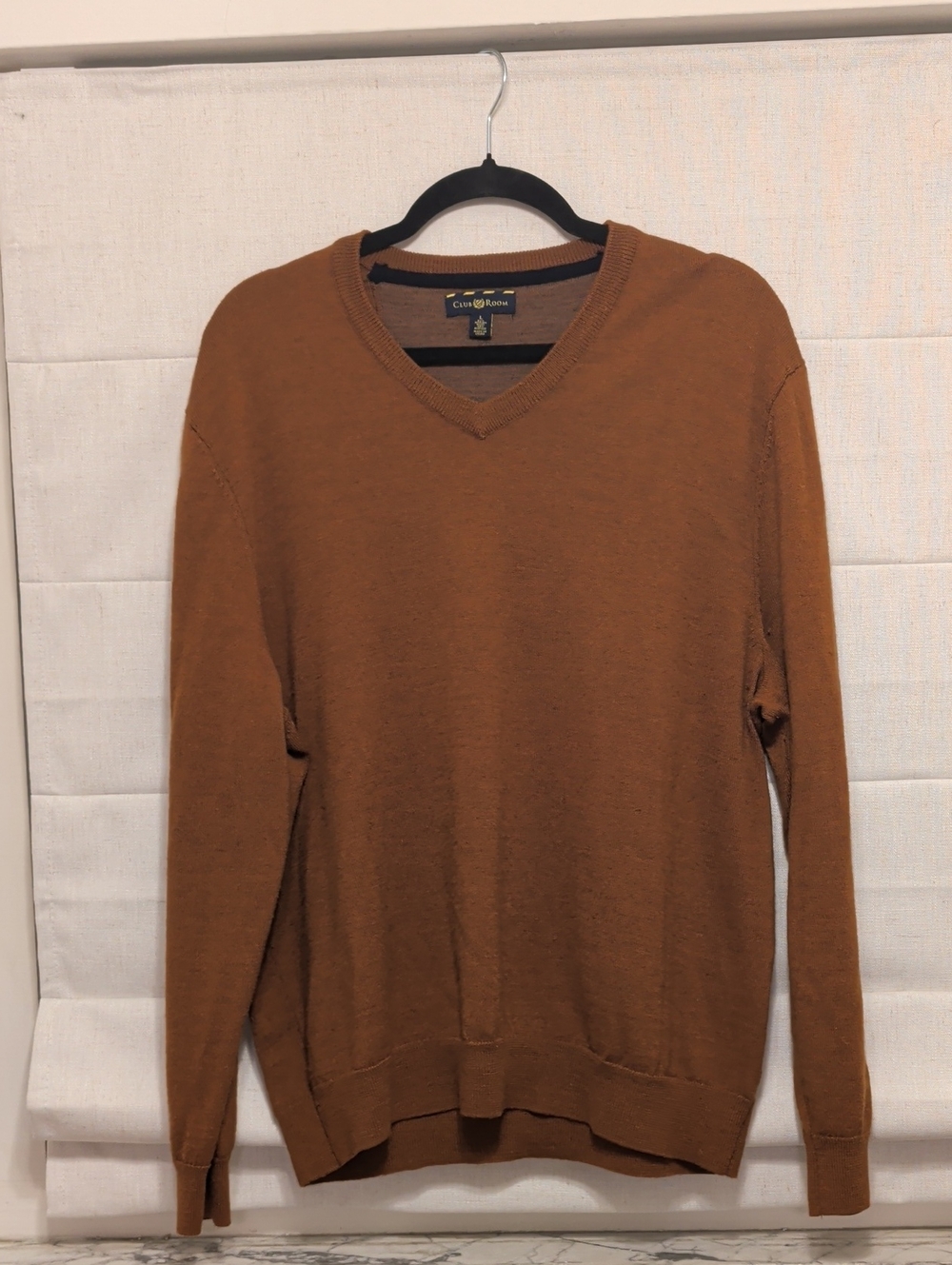 Wool Mix Club Room Men's V-Neck Sweater in Rust